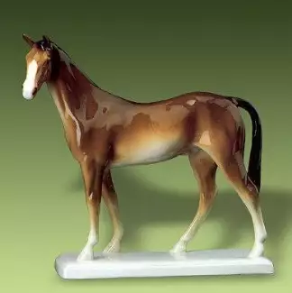 Ozdobná porcelánová figura o délce 24 cm Kůň III