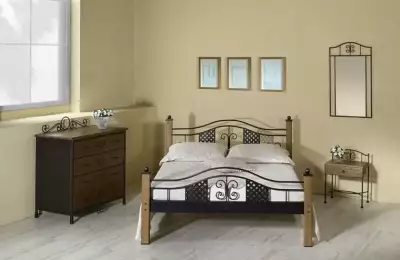 Klasická kovová dvojlůžková postel Ellen