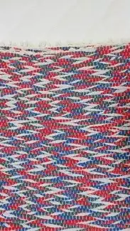Ručně tkaný koberec v rozměru 60 x 130 cm