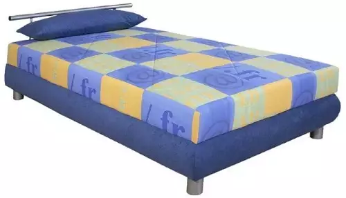 Moderní lůžko s kovovým čelem, šířka 140 cm Apolena