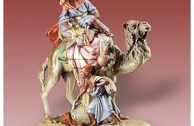 Porcelánová figura o výšce 60 cm Arab na velbloudu II