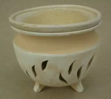 Ozdobná bytová keramika aromalampa Amálie 12