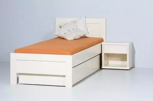 Bílá postel Vendula s oblými rohy rozměry od 200 x 90 cm