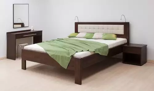 Moderní postel Danny Star s čalouněným čelem a lampičkami