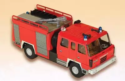 Dětská hračka o délce 17 cm Tatra 815 hasičský speciál