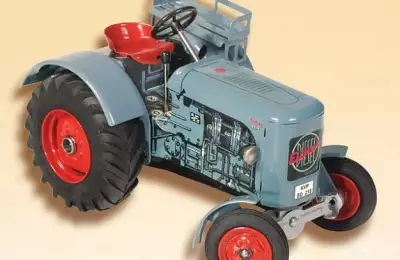 Dětská hračka na klíček Traktor KVP 04