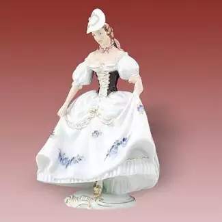 Unikátní figura z porcelánu vážící 1,3 kg Dívka s kloboukem