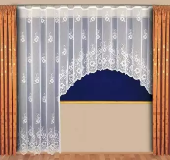 Květovaná záclona se vzorem Donatela na okno nebo dveře