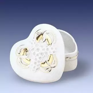 Figura z porcelánu o délce 9 cm Dóza srdce II