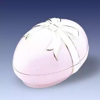 Porcelánová figura široká 10 cm Dóza vejce II