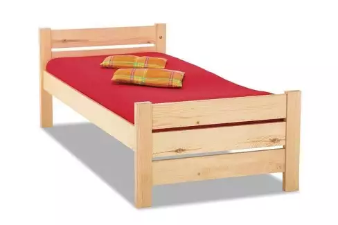 Dřevěná postel z masivu Pluto