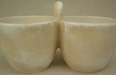 Dvojobal šálek s uchem 2x13 o výšce 14 cm