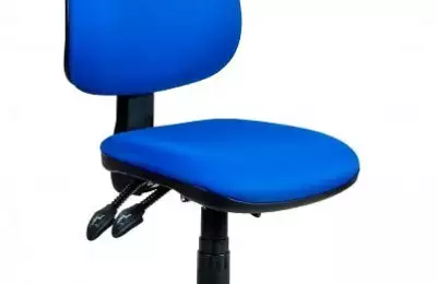 Kancelářská pracovní židle se středním opěrákem chromová Kateřina II