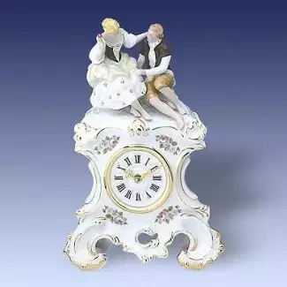 Figurální a ozdobný porcelán o délce 20 cm Hodiny Romance
