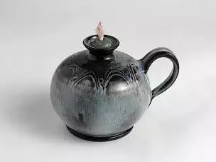 Kahánek s knotem koule na lampový olej