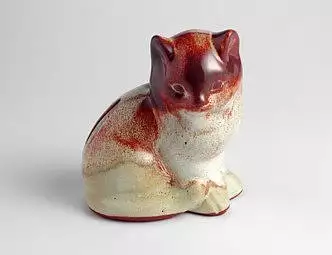 Kasička kočička z ozdobně užitkové keramiky
