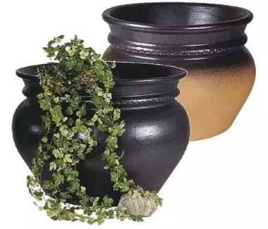 Keramická váza vhodná na zahradu Řecká