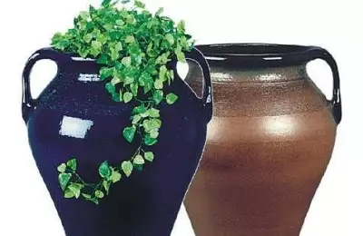 Keramická zahradní váza v různých barvách Judita