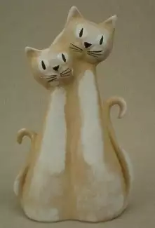 Originální ozdobná keramika o výšce 26 cm Kočky