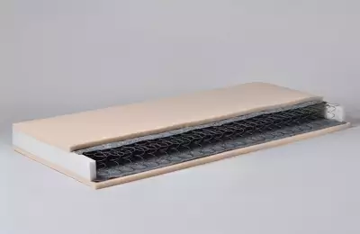 Vzdušná a kvalitní pružinová matrace s ortopedickými vlastnostmi do 110 kg