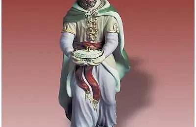 Tradiční ozdobná porcelánová figura o délce 9 cm Král Kašpar