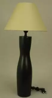 Lampa s vysokým podílem ruční práce Kužel II