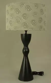 Kvalitní ozdobná bytová keramika lampa Vanda 47