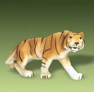 Vysoce kvalitní figura dlouhá 17 cm Malý tygr
