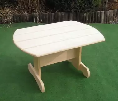 Malý zahradní stolek ze smrku - 70 x 50 cm