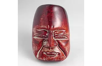 Maska na zeď III z vysoce užitkové keramiky