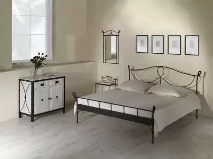 Klasická jednolůžková kovovaná postel Mateo