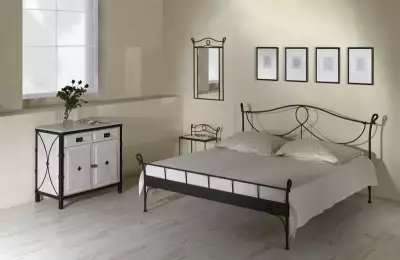 Klasická jednolůžková kovovaná postel Mateo