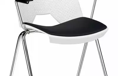 Plastová židle s chromovanou konstukcí a čalouněným sedákem Lastur II