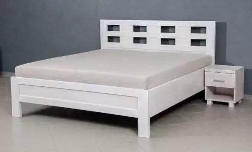 Postel z bukového masivu s nadčasovým designem Monika kompletní set