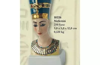 Originální ozdobná porcelánová figura o výšce 12 cm Nefertiti III