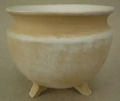 Originální obal Amálie s vysokým podílem ruční práce