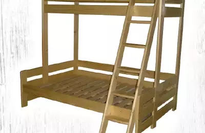 Patrová postel se širokým spodním lůžkem z masivního dřeva s žebříkem Gery 624