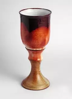 Pohár na víno vysoký rovný z ozdobně užitkové keramiky