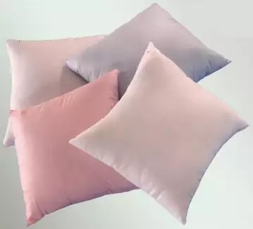 Kvalitní jednobarevný polštář ze 100% polyesteru Optimal 