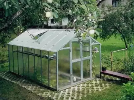 Pozinkovaný skleník Variant typu J 4