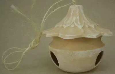 Ozdobná bytová keramika Ptačí krmítko