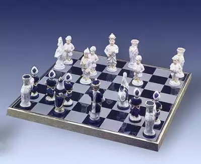 Porcelán - Šachová souprava - šachovnice + dárková kazeta