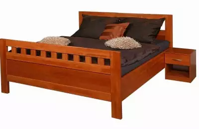 Manželská postel z 4 cm bukového masivu v odstínu třešeň Sandra
