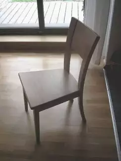 Sandra - masivní buková kuchyňská židle