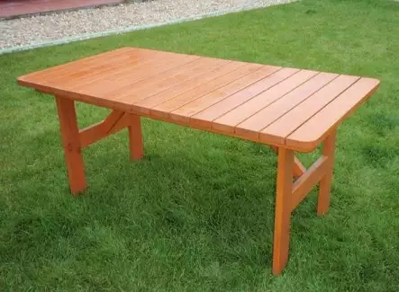 Kvalitní zahradní stůl o délce 152 cm Sevila