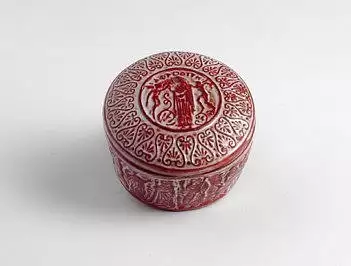 Šperkovnice kulatá z ozdobně užitkové keramiky