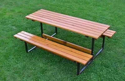 Pivní lavice se stolem (stololavice) a kovovými boky pro 4 - 8 osob Standard