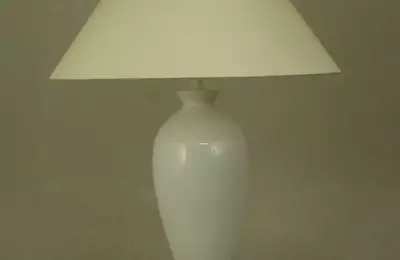 Originální ozdobná stolní lampa Dalas velký 