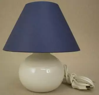 Modrá originální ozdobná stolní lampa Koule 