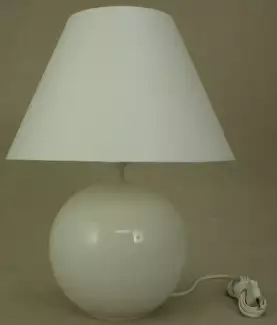 Bílá stolní lampa Koule o výšce 51 cm 